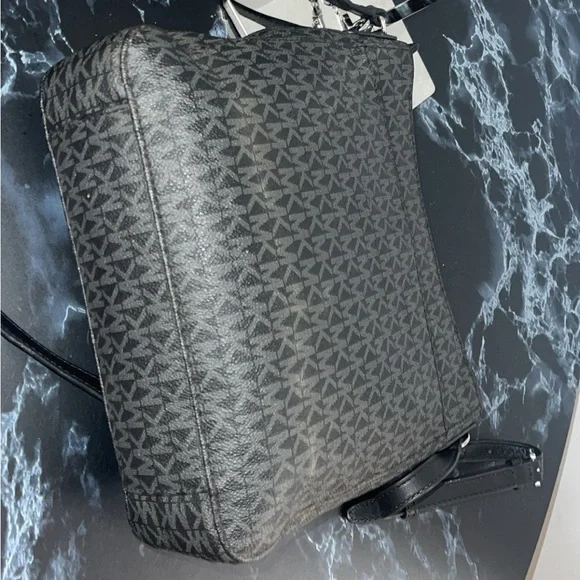 MICHAEL KORS Crossbody Bag Signature Jet Set Messenger Black AUTHENTIC - Picture 10 of 12